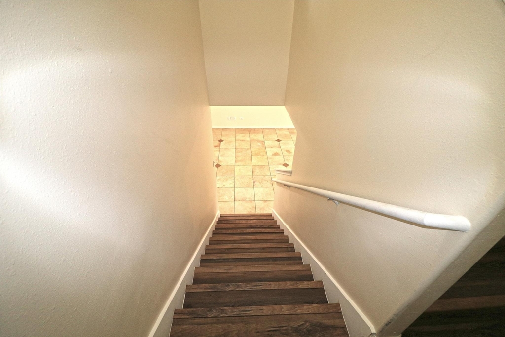 4727 Ivy Meadow Lane - Photo 17