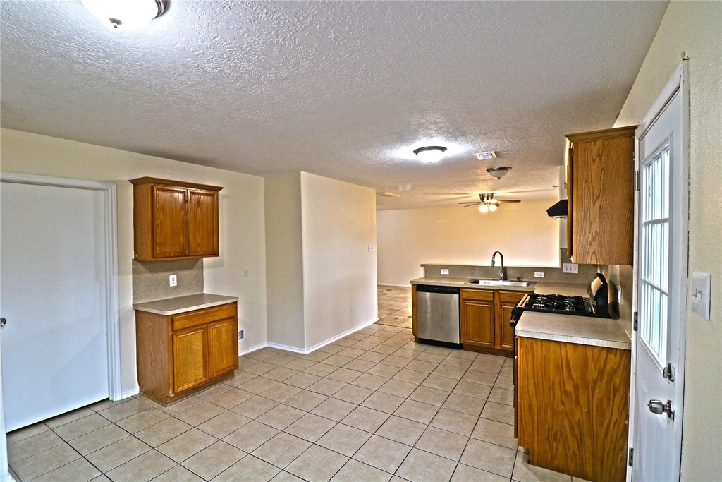 4727 Ivy Meadow Lane - Photo 11