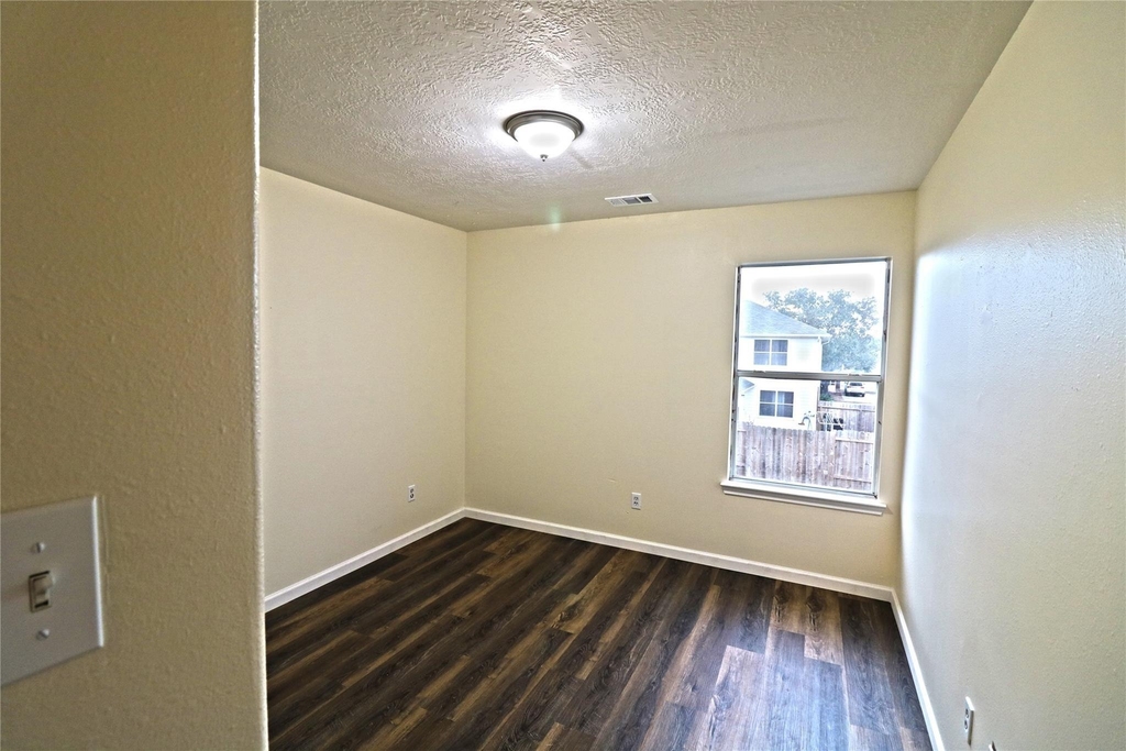 4727 Ivy Meadow Lane - Photo 21