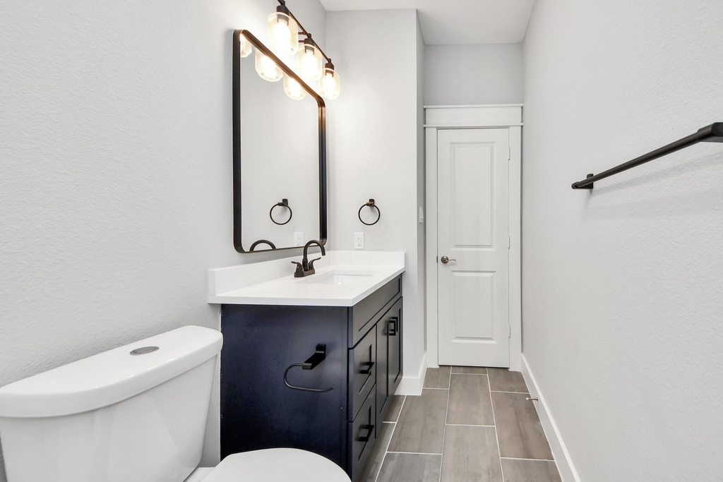 1307 Laskey Street - Photo 28