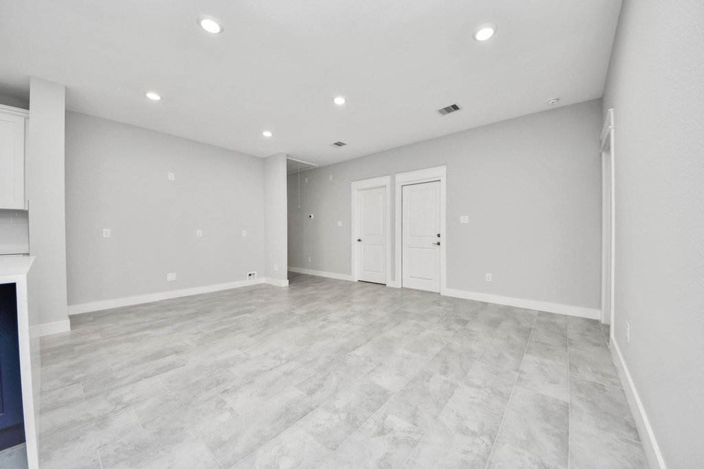 1307 Laskey Street - Photo 21