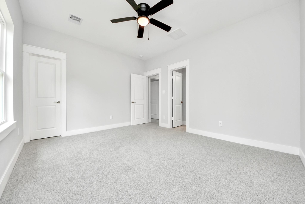 1307 Laskey Street - Photo 35