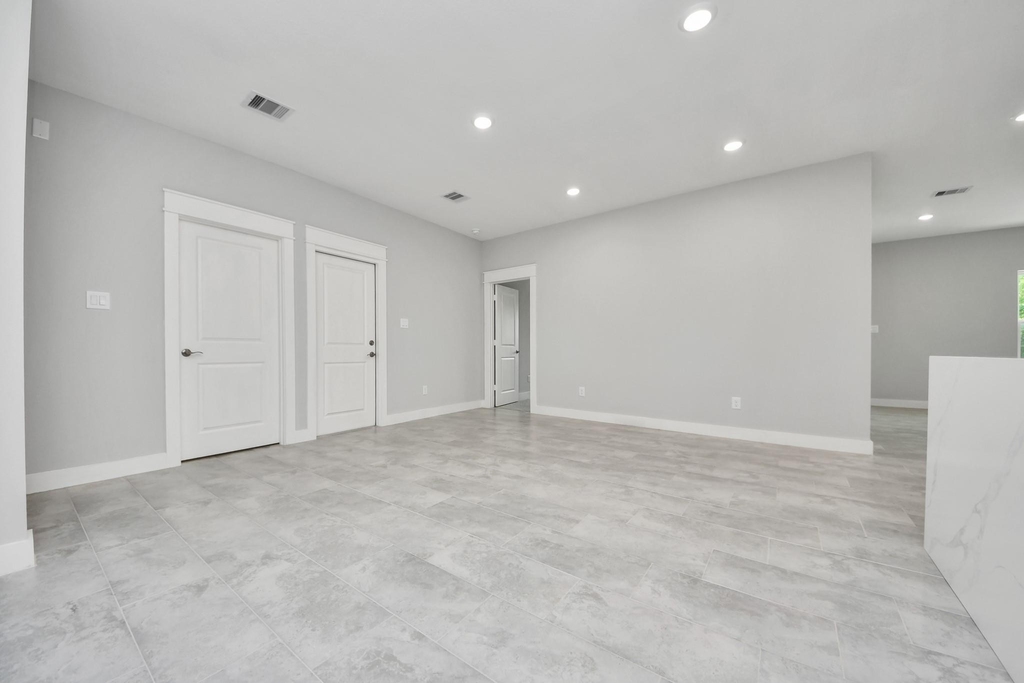 1307 Laskey Street - Photo 22