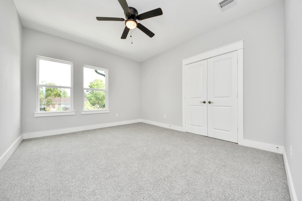 1307 Laskey Street - Photo 25