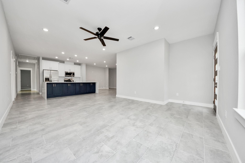 1307 Laskey Street - Photo 12