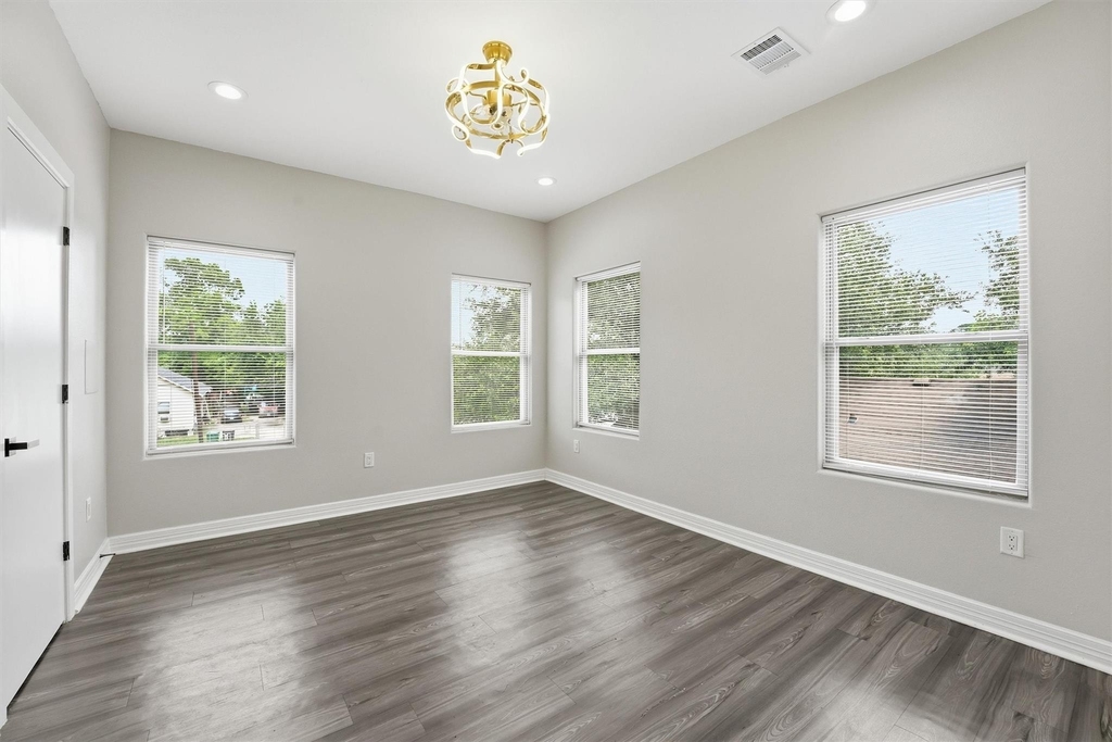 2336 Charles Road - Photo 9