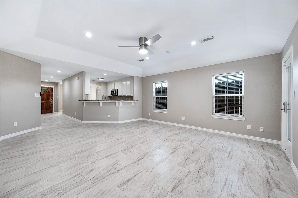 7308 Avenue R - Photo 12