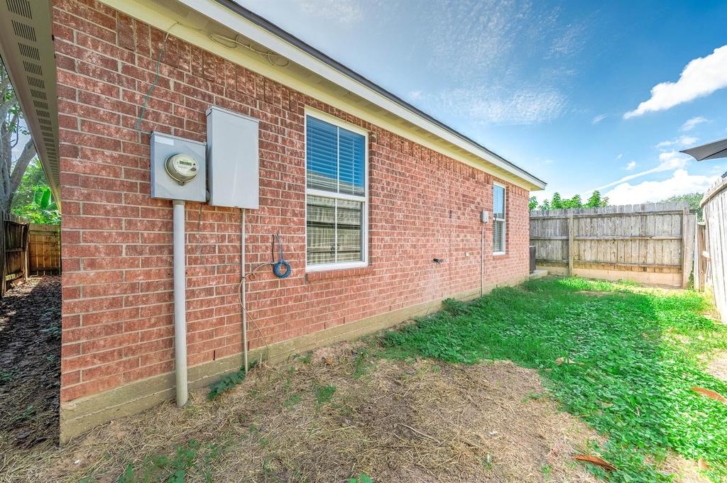 7308 Avenue R - Photo 22