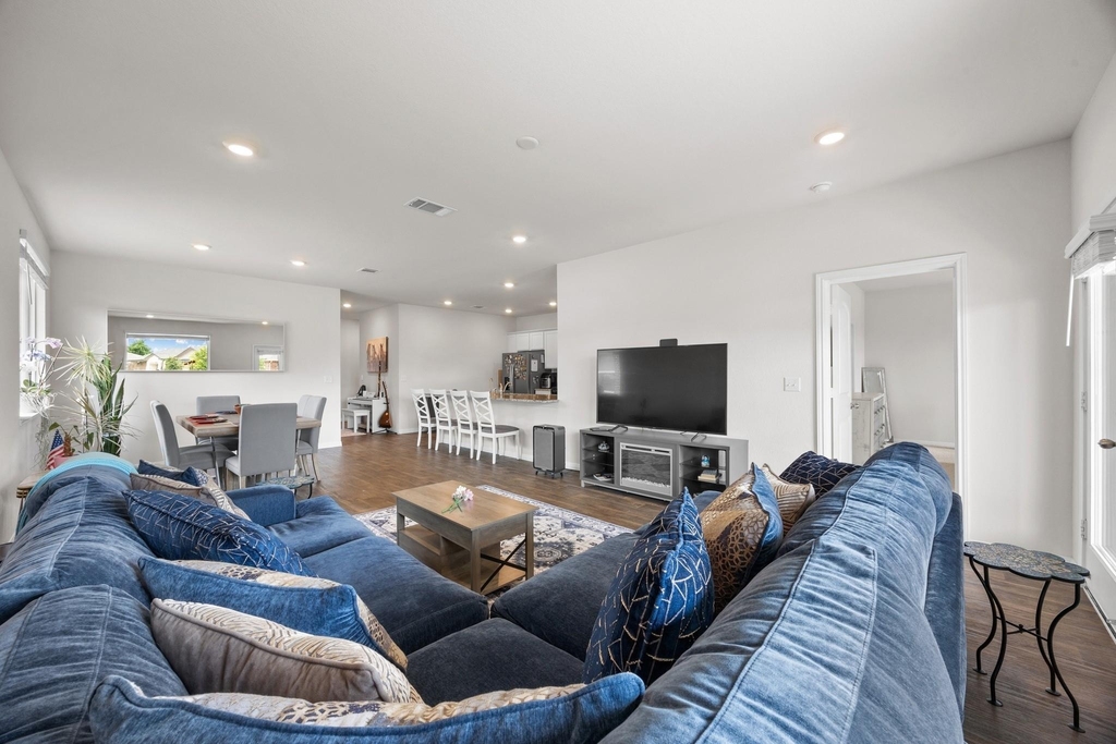 713 Iron Bridge Road - Photo 8