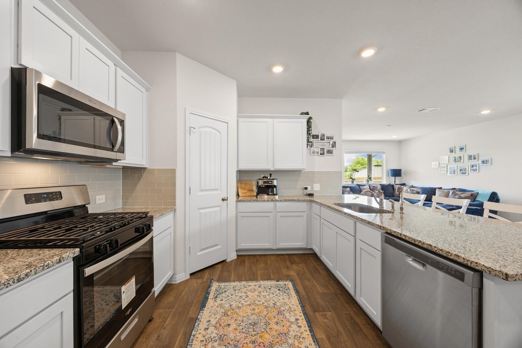 713 Iron Bridge Road - Photo 9