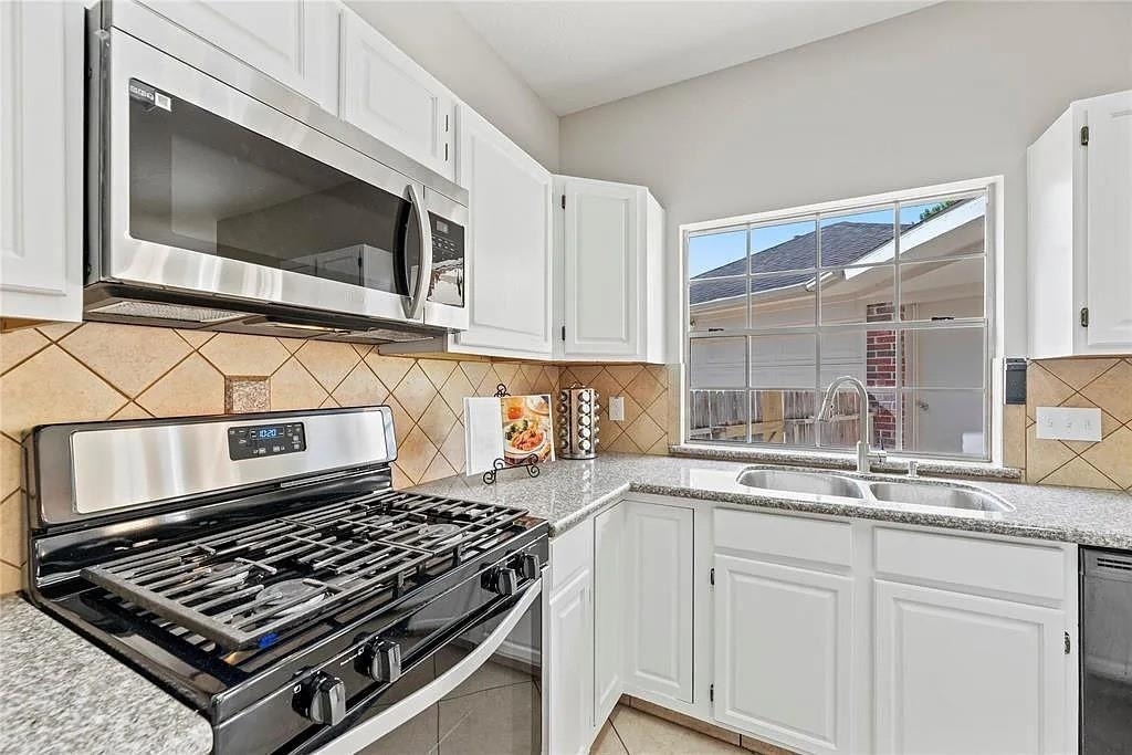 215 Birch Hill Drive - Photo 14