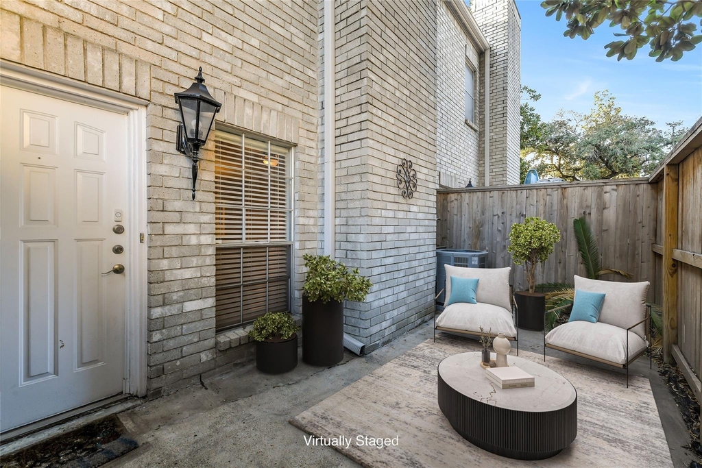 4001 Tanglewilde Street - Photo 3