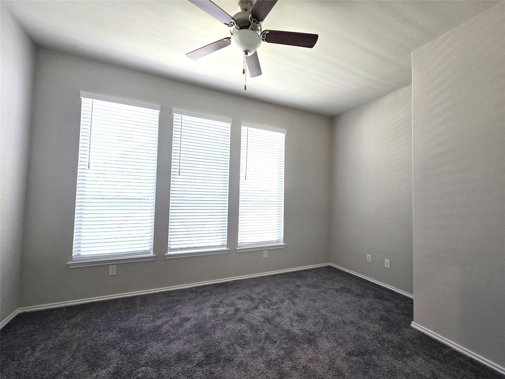 8711 Fox Trail Drive - Photo 12