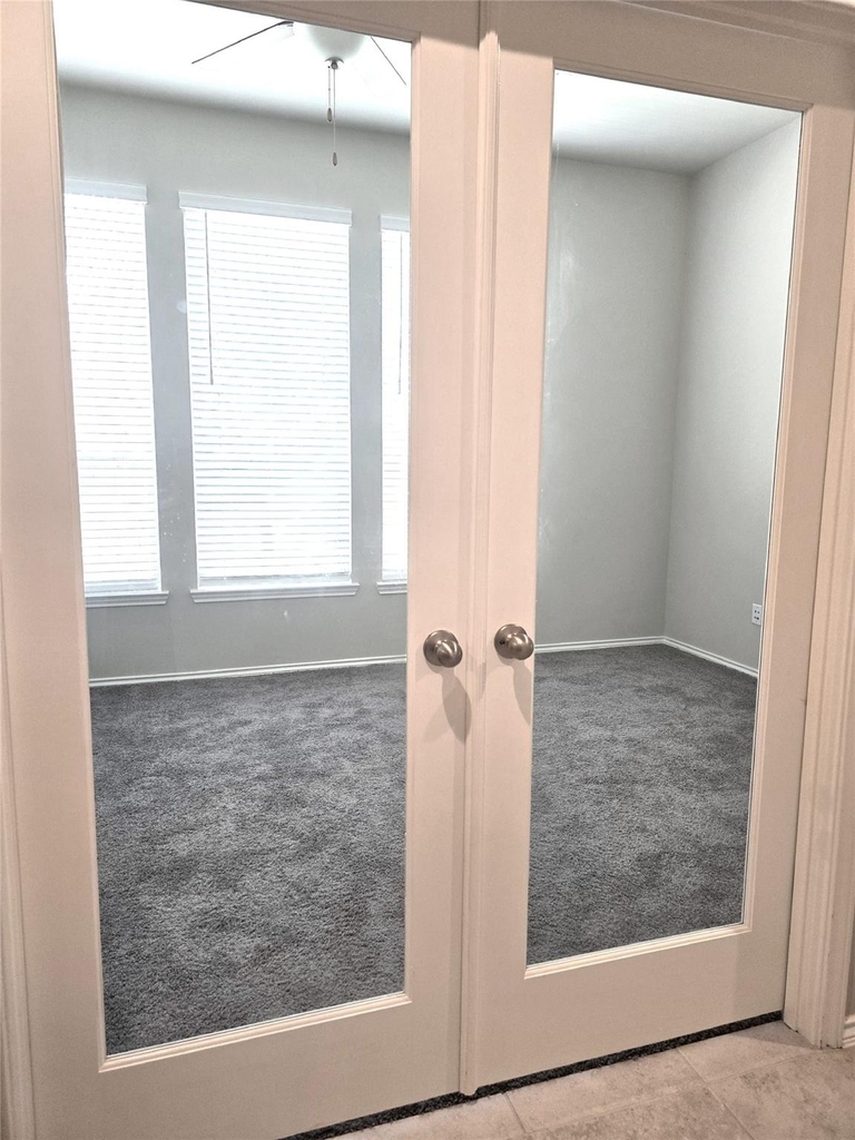 8711 Fox Trail Drive - Photo 11
