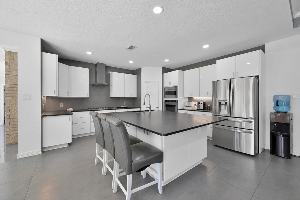 10420 Hufsmith Road - Photo 0