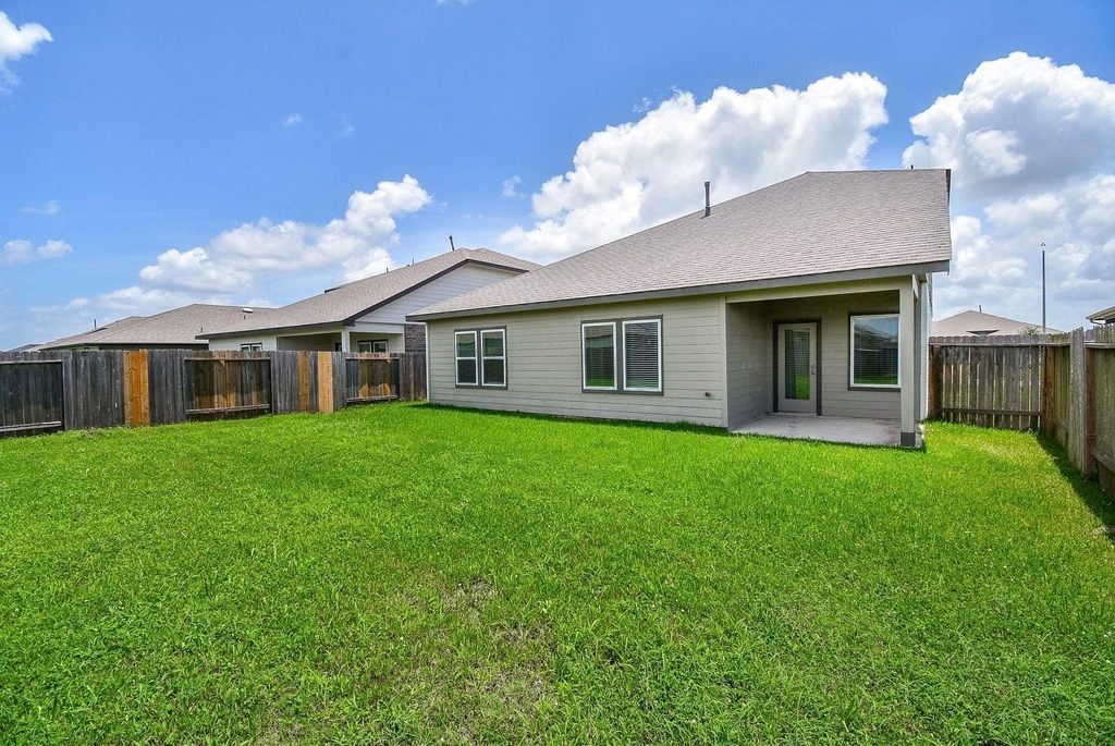 8030 Milam Lane - Photo 19