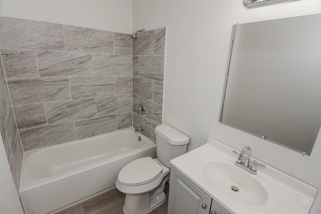 7867 Hamlet Street - Photo 12