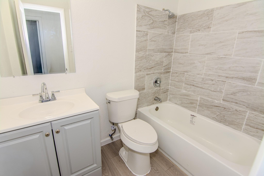 7867 Hamlet Street - Photo 8