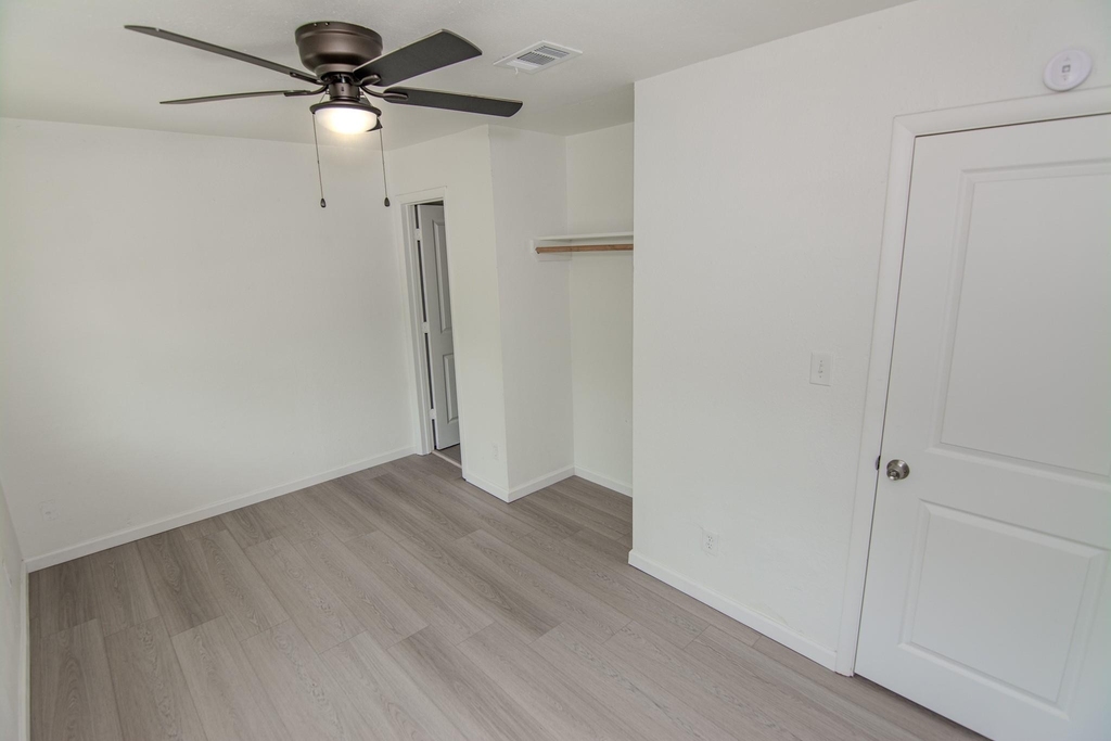 7867 Hamlet Street - Photo 10