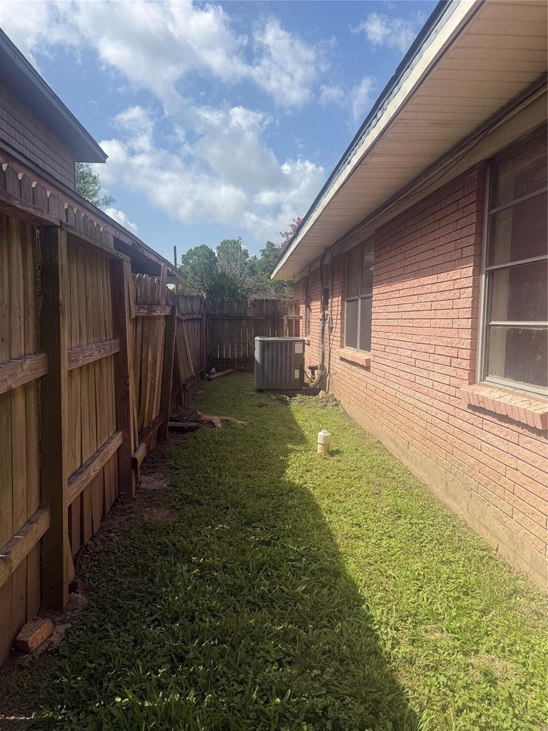 7623 Wilmerdean Street - Photo 23