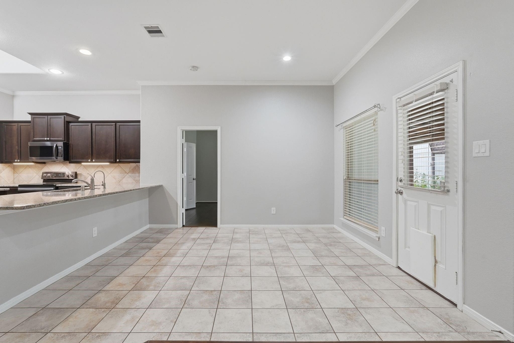 9217 Silver Back Trail - Photo 14