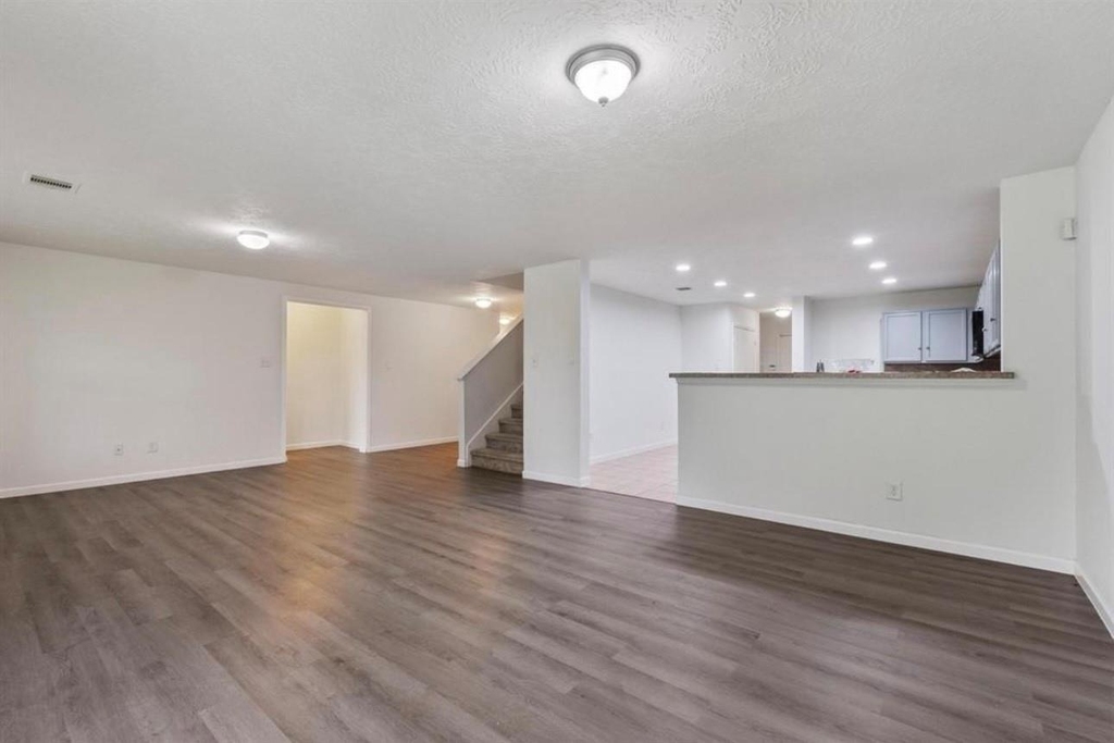 16119 Peach Bluff Lane - Photo 6