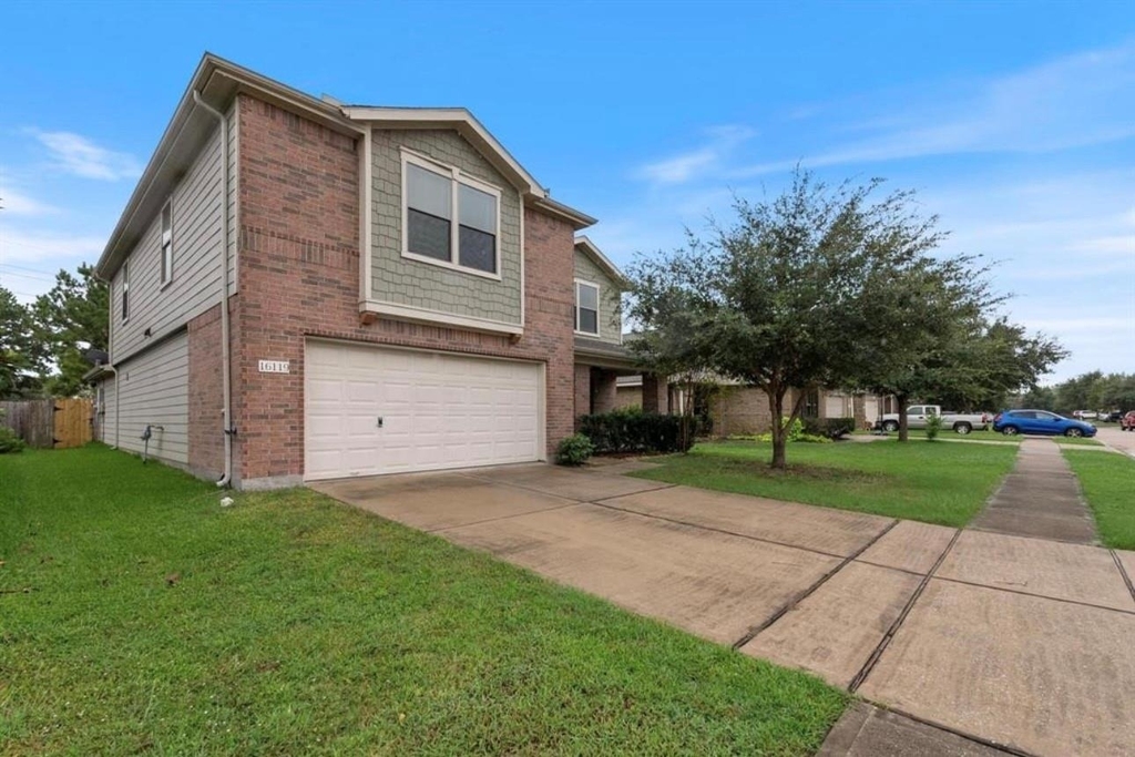16119 Peach Bluff Lane - Photo 1
