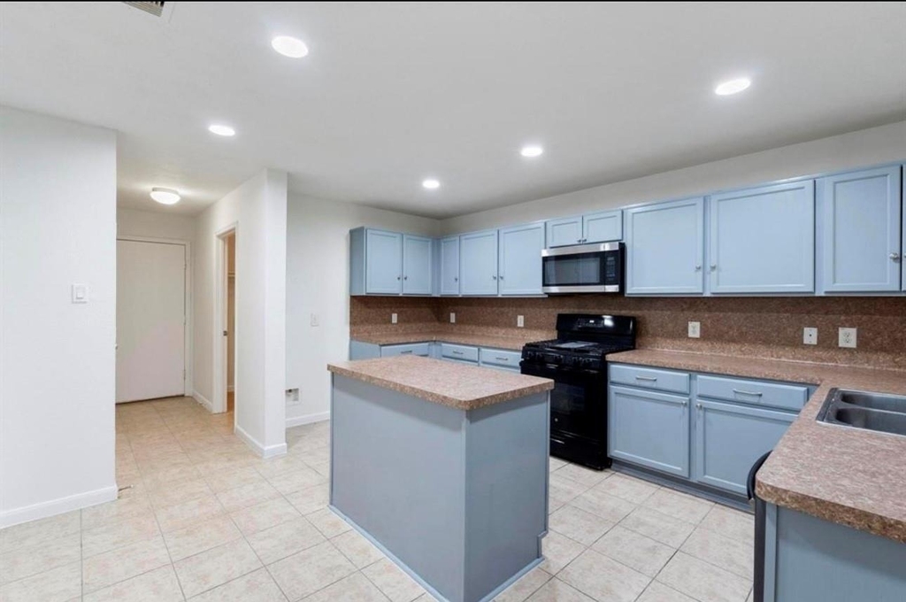 16119 Peach Bluff Lane - Photo 3