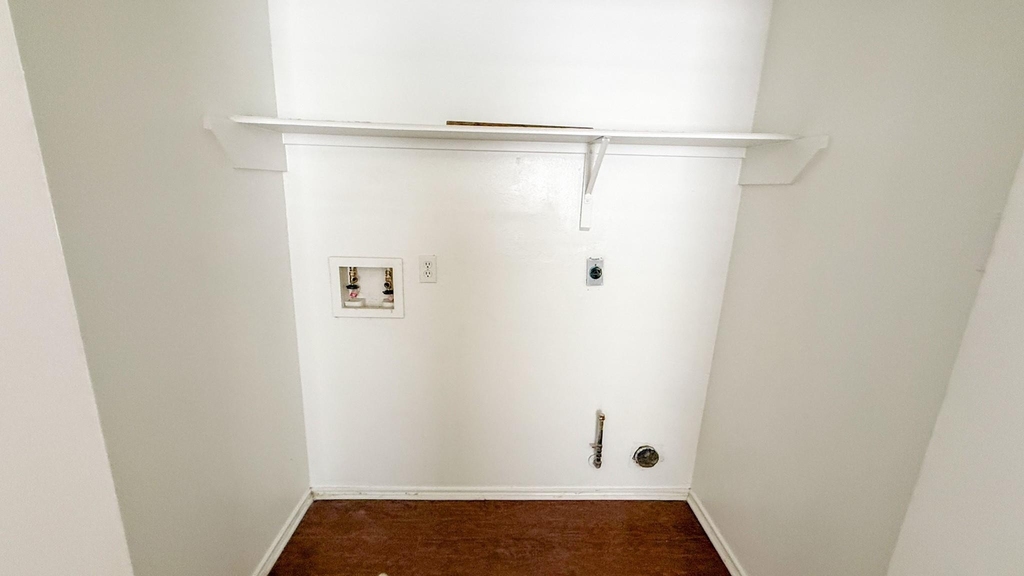 503 Willow West Drive - Photo 6