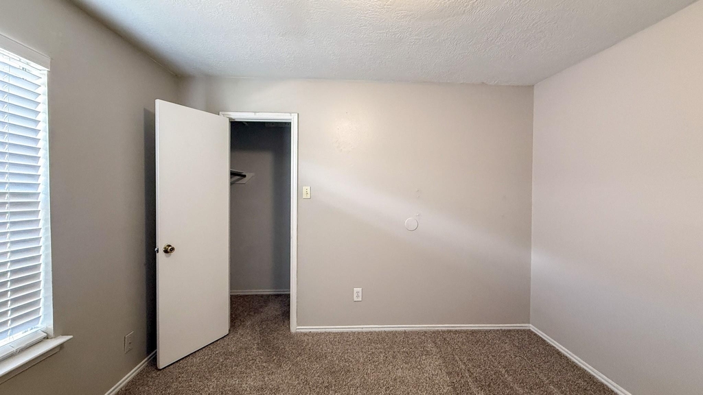 503 Willow West Drive - Photo 19
