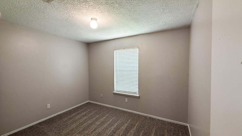 503 Willow West Drive - Photo 14