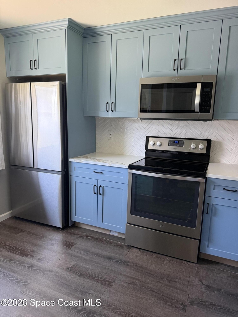 2104 Grant Place - Photo 2