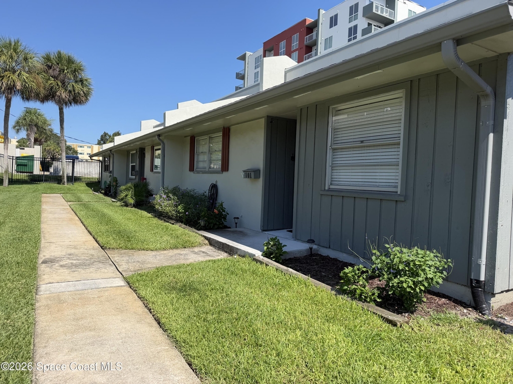 2104 Grant Place - Photo 10