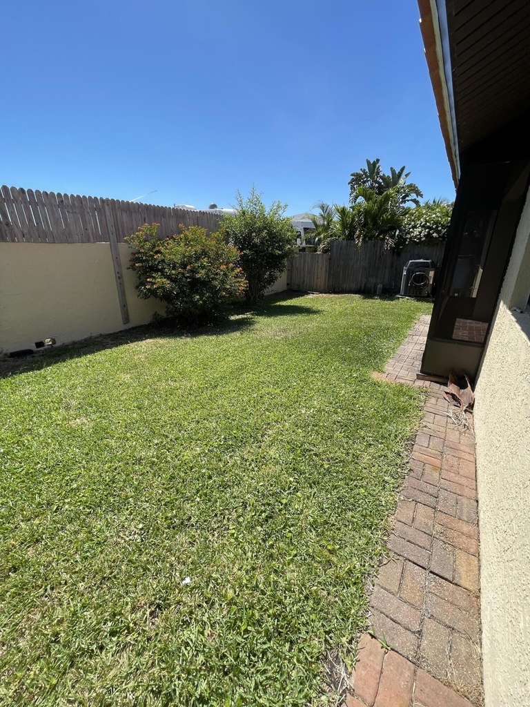 613 Manatee Drive - Photo 31