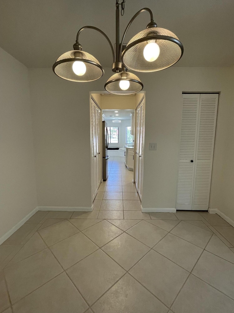 613 Manatee Drive - Photo 7
