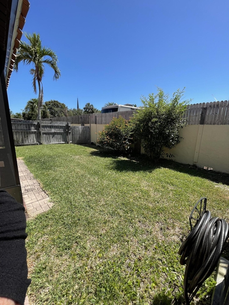 613 Manatee Drive - Photo 30