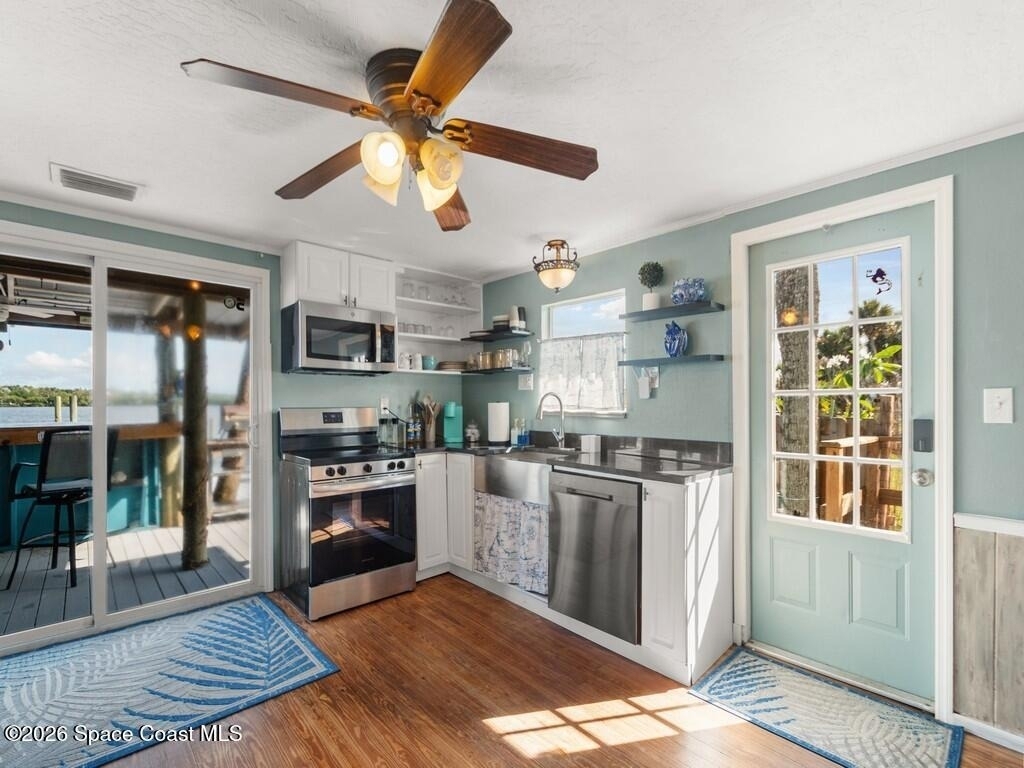 3965 Canal Drive - Photo 17