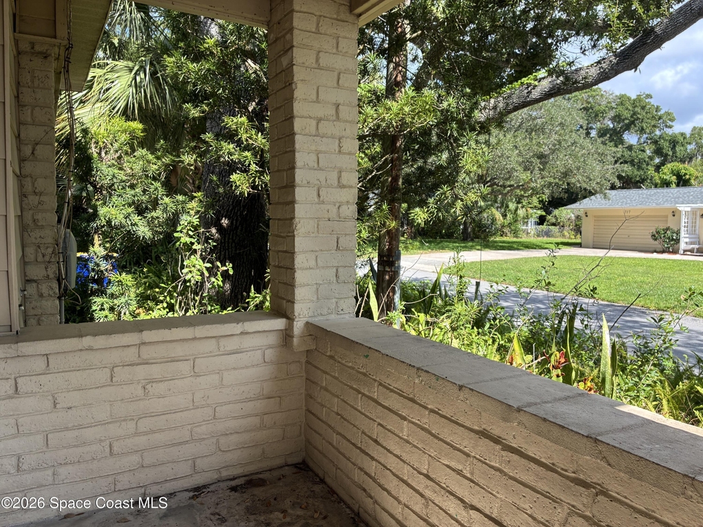 803 Rockledge Drive - Photo 5