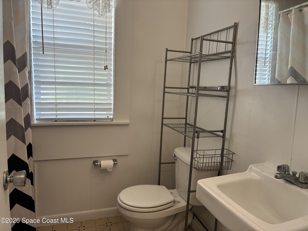 803 Rockledge Drive - Photo 6