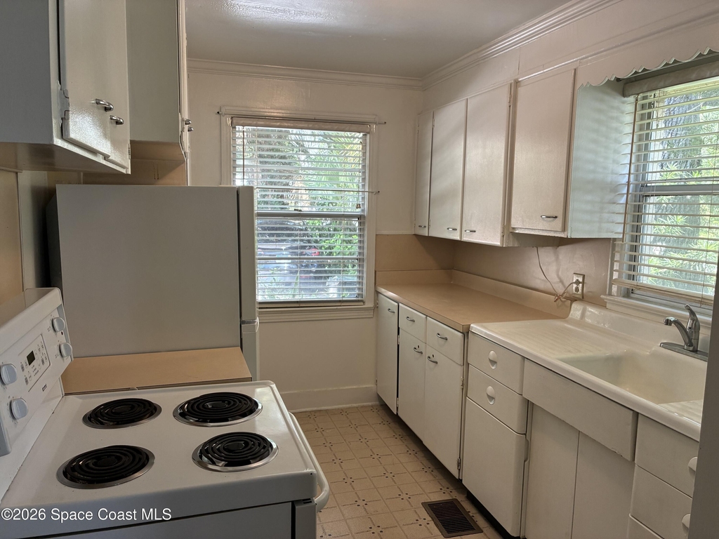 803 Rockledge Drive - Photo 12