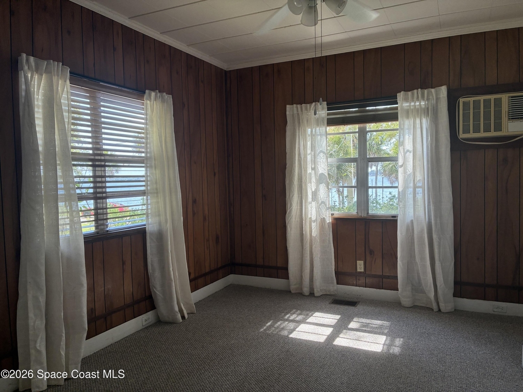 803 Rockledge Drive - Photo 3