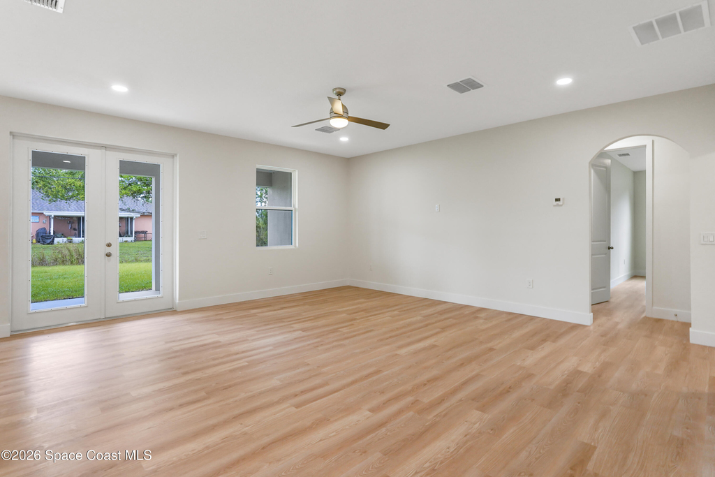 1041 Wesberry Street Se - Photo 5
