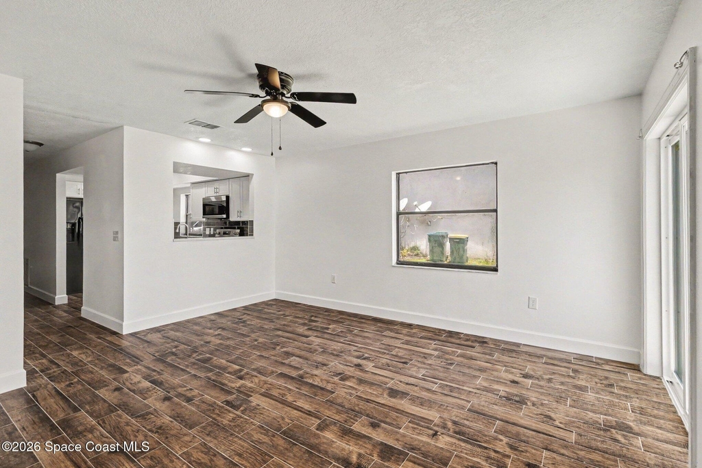 2177 Stewart Road - Photo 4