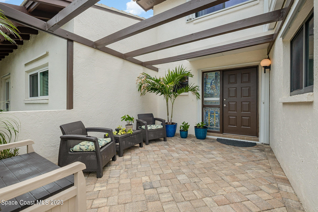 116 Skyline Circle - Photo 2
