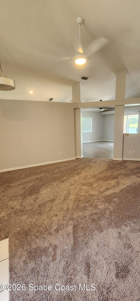 8043 Bracken Lane - Photo 11