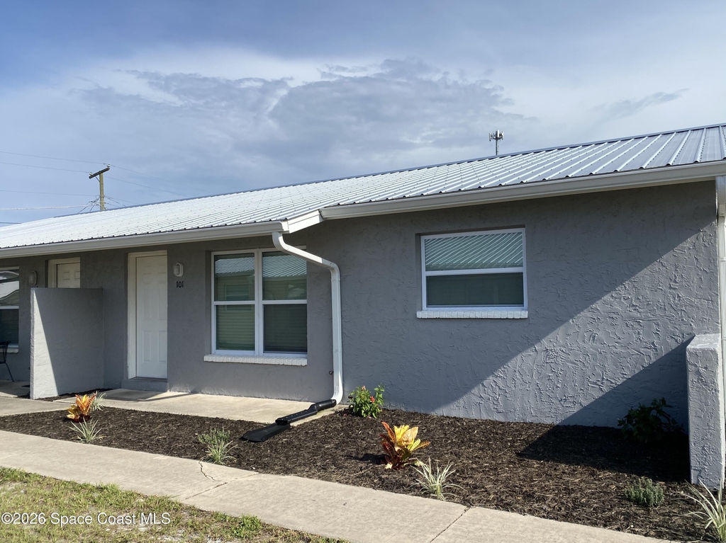101 Lagrange Avenue - Photo 0