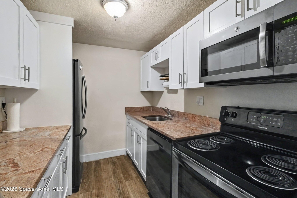 55 Sea Park Boulevard - Photo 5