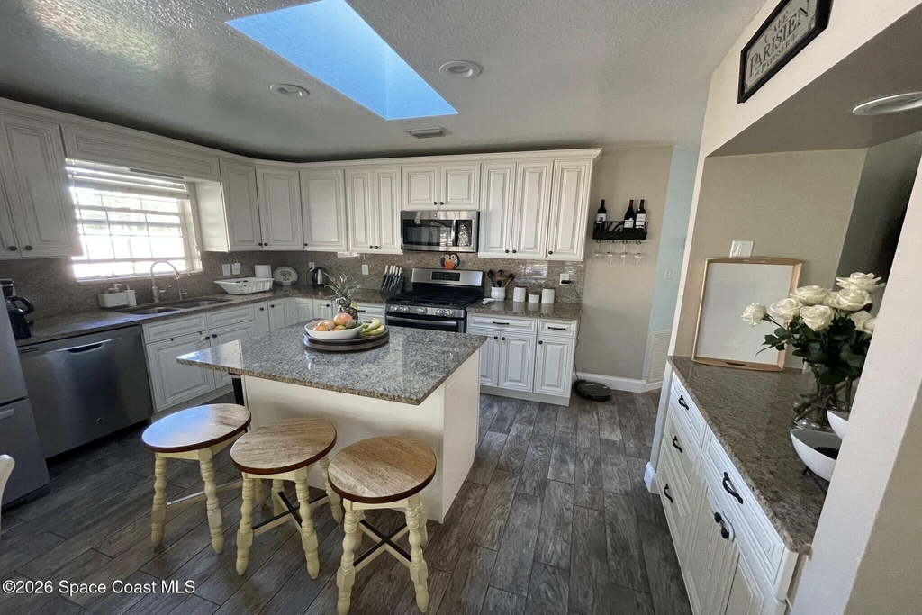 6550 Corsica Boulevard - Photo 2