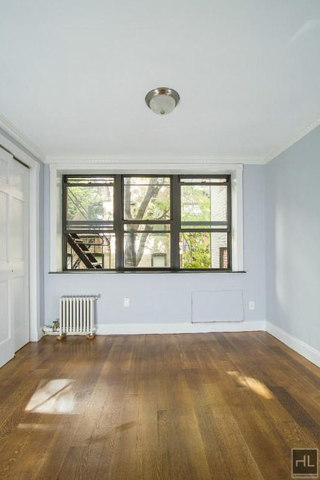 East 26 Street - Photo 2