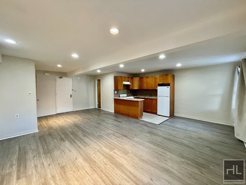 Eliot Avenue - Photo 6